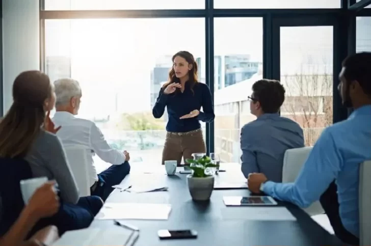 Crece la presencia de mujeres en puestos de decisión en las pymes