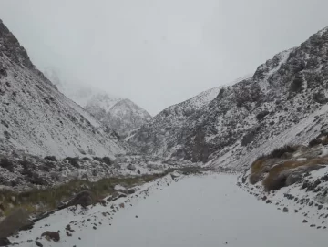 Pobrísima cantidad de nieve caída en Cordillera en la primera parte de la temporada Pobrísima cantidad de nieve caída en Cordillera en la primera parte de la temporada