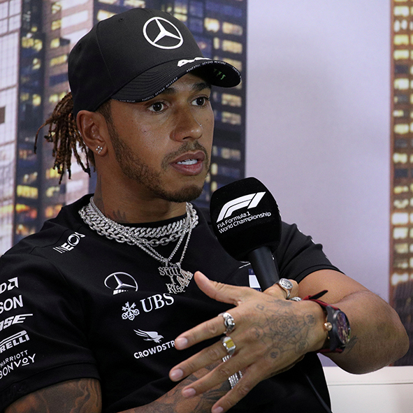 Hamilton, duro con Ecclestone
