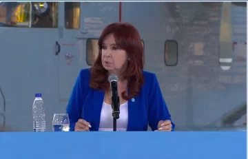 CFK: “Era necesario construir una lista de unidad, para ganar hay que apostar” CFK: “Era necesario construir una lista de unidad, para ganar hay que apostar”