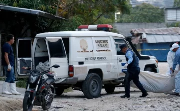 Toque de queda en Honduras tras masacre que dejó al menos 13 muertos Toque de queda en Honduras tras masacre que dejó al menos 13 muertos