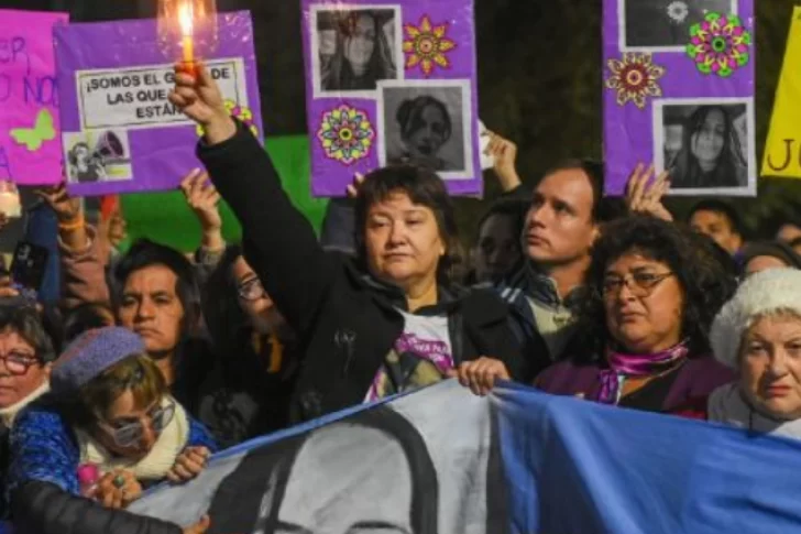 La madre de Cecilia se reúne con el Equipo Fiscal que investiga el femicidio de su hija