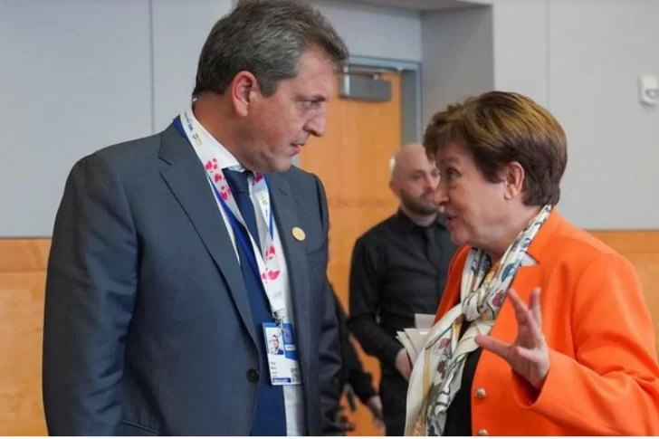 Massa viajará a Washington para cerrar negociaciones con el FMI