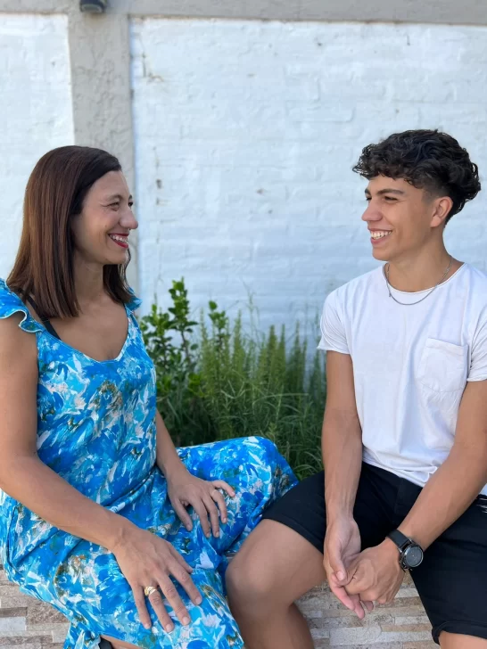 “Ma… ¿De qué charlamos hoy?” “Ma… ¿De qué charlamos hoy?”