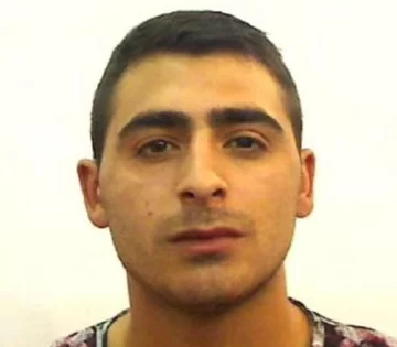 Creen que un pariente del chico muerto en Villa Hipódromo se llevó el arma de fuego Creen que un pariente del chico muerto en Villa Hipódromo se llevó el arma de fuego