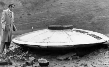 Inquietante revelación de un veterano de la Fuerza Área de EEUU que asegura que tienen naves extraterrestres Inquietante revelación de un veterano de la Fuerza Área de EEUU que asegura que tienen naves extraterrestres