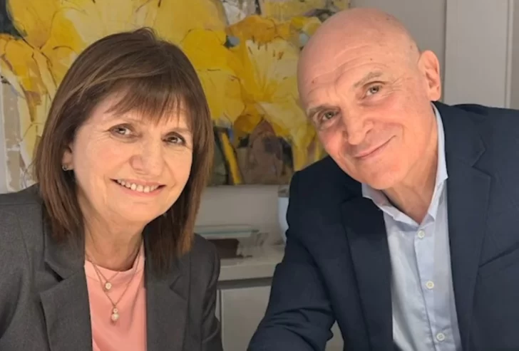 Bullrich avaló el ingreso de Espert a Juntos por el Cambio pero con una advertencia sobre Schiaretti Bullrich avaló el ingreso de Espert a Juntos por el Cambio pero con una advertencia sobre Schiaretti