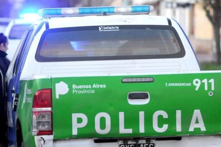 Matan de un disparo en la espalda a un hombre y buscan a dos sospechosos