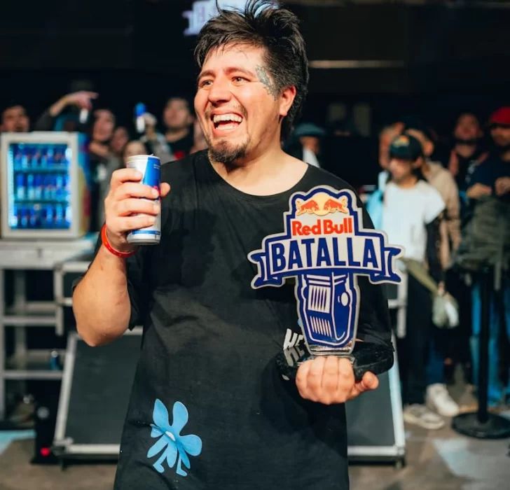 Batalla de Gallos: el caucetero Pelín brilló en Mendoza y clasificó a la final nacional