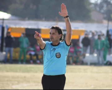 La final del fútbol local tiene juez: Rubén Riveros arbitrará Colón-Atenas La final del fútbol local tiene juez: Rubén Riveros arbitrará Colón-Atenas