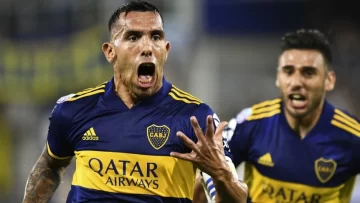 Tevez se afirma en el podio de los futbolistas argentinos con más títulos en la historia