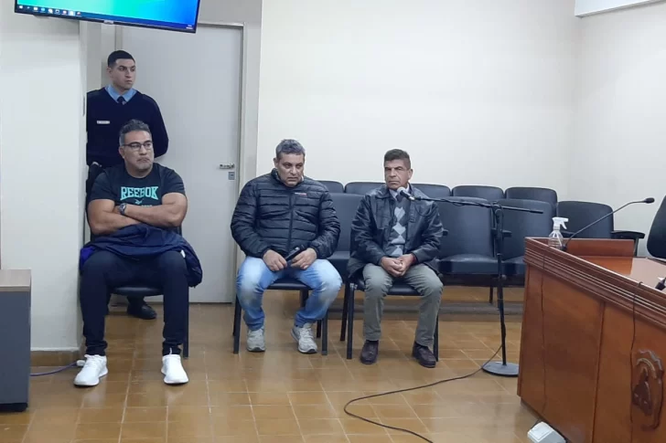 La causa contra los exoperarios de OSSE pasa a juicio y Fiscalía quiere cárcel para los tres