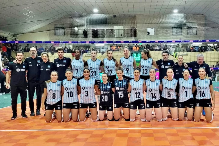 Candelaria Herrera aportó ocho puntos en la victoria de Las Panteras sobre Perú