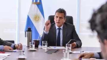 El Gobierno necesita 3.500 millones de dólares para pagar vencimientos y alista las primeras medidas El Gobierno necesita 3.500 millones de dólares para pagar vencimientos y alista las primeras medidas