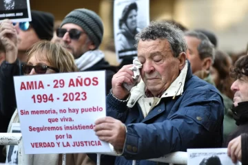 “La herida se profundiza cada día sin justicia”, dice el titular de la AMIA a 29 años del atentado “La herida se profundiza cada día sin justicia”, dice el titular de la AMIA a 29 años del atentado