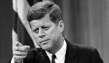 Trump permitió la publicación de archivos clasificados sobre la muerte de Kennedy Trump permitió la publicación de archivos clasificados sobre la muerte de Kennedy