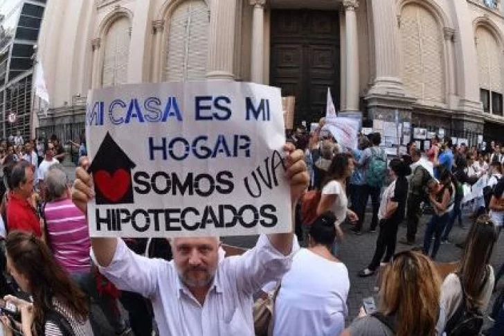 Crítica a créditos UVA: ahora esperan alivio para deudores