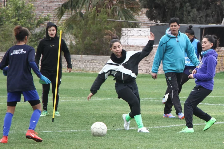 Las campeonas, por otra corona
