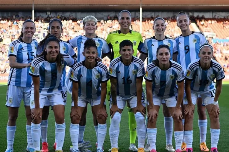 Argentina se despide con Perú antes del Mundial