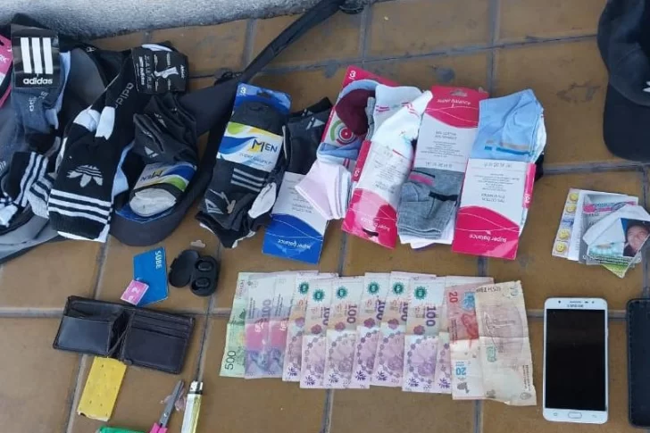 Asalto, detención y choque de un patrullero en el centro