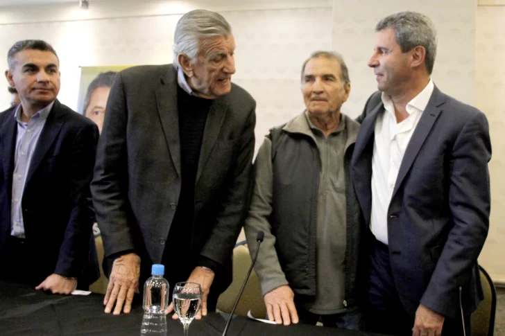 Uñac y Gioja pidieron dejar de lado las diferencias para ir a buscar votos