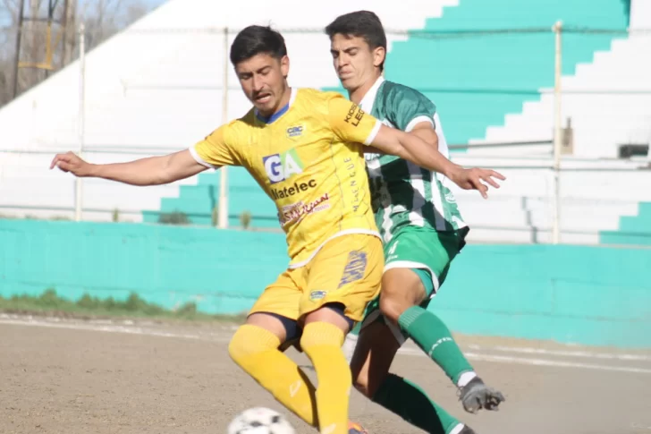 Tras el cierre, hay un póker de punteros