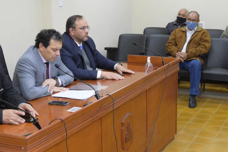 Expolicía, excombatiente y otros 2, de nuevo a prisión por abusar de una niña