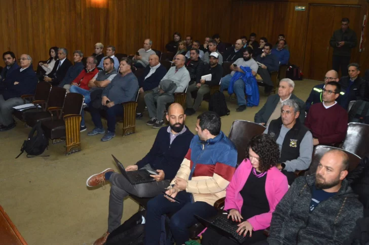 Una resolución del EPRE facilita poner paneles solares para generación propia