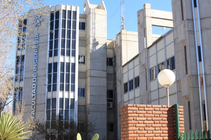 Ordenan a la UNSJ abrir un sumario por violencia institucional a un profesor