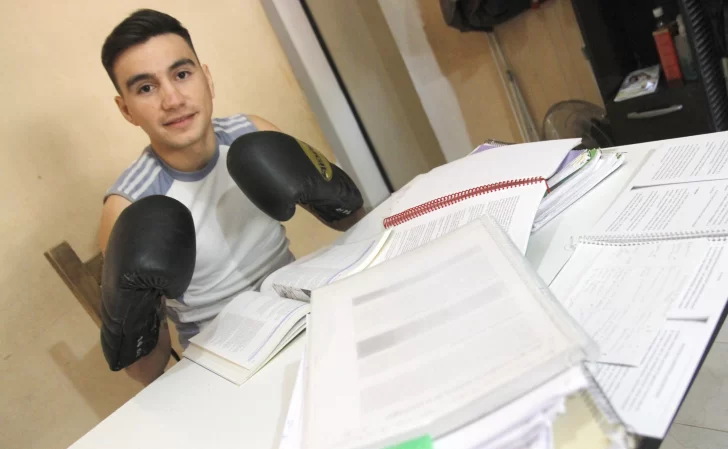 Jesús Moretti, el boxeador que luchó, salió de la calle y hoy está por ser un profesional