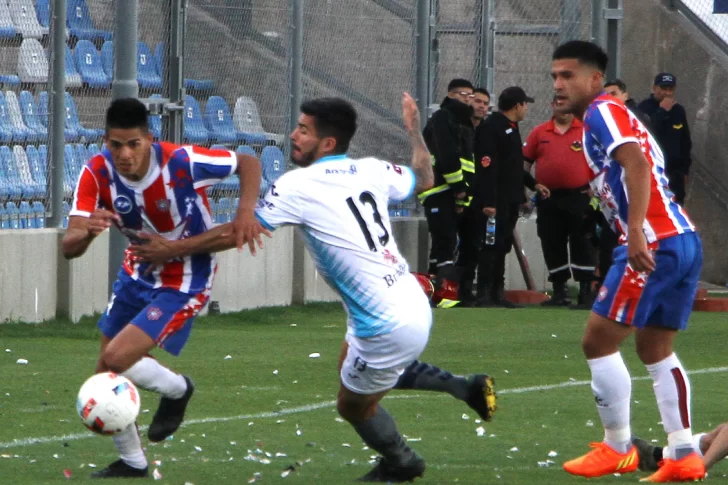 Peñarol aseguró su lugar con autoridad