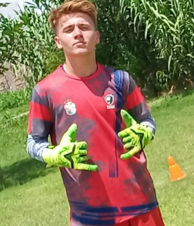 Un sueño del pibe de arco a arco