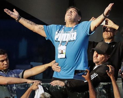 Desde el cielo, el Pelusa y un grito anhelado