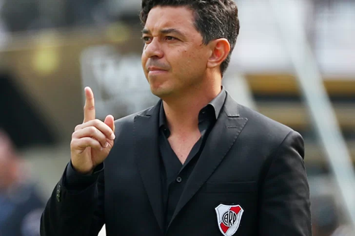 Gallardo toma cautela con la línea de cuatro