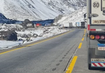 El Paso Internacional Cristo Redentor volvió a cerrar esta tarde de manera preventiva El Paso Internacional Cristo Redentor volvió a cerrar esta tarde de manera preventiva