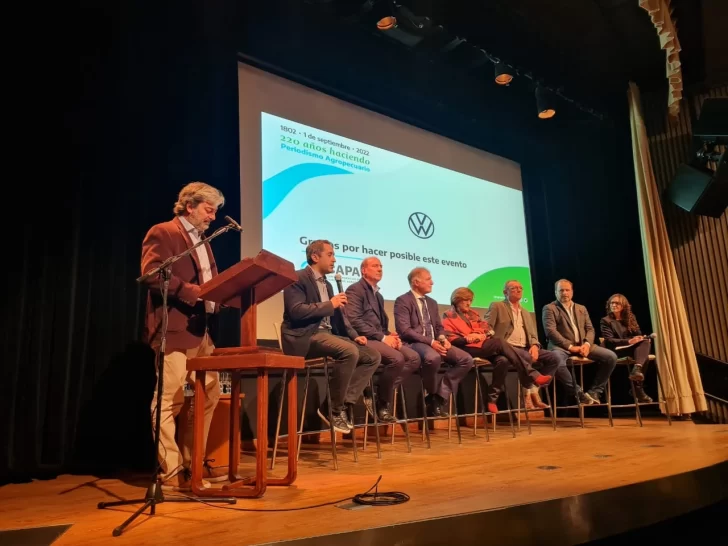 Urge construir puentes entre los consumidores y los productores Urge construir puentes entre los consumidores y los productores