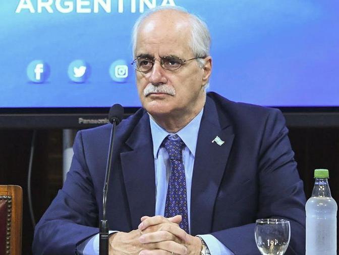 Taiana afirmó que la oposición “desvirtúa” el proyecto de la nueva ley de Personal Militar Taiana afirmó que la oposición “desvirtúa” el proyecto de la nueva ley de Personal Militar