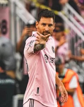 Antonela Roccuzzo explicó el significado del festejo viral de Lionel Messi Antonela Roccuzzo explicó el significado del festejo viral de Lionel Messi