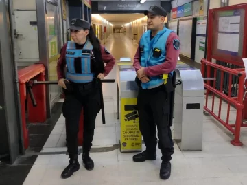 La Policía de la Ciudad de Buenos Aires comenzó a usar las pistolas Taser La Policía de la Ciudad de Buenos Aires comenzó a usar las pistolas Taser