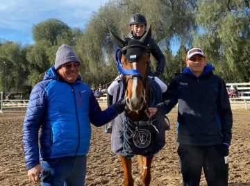 La delegación del Jockey Club se trajo premios del torneo hípico realizado en Córdoba La delegación del Jockey Club se trajo premios del torneo hípico realizado en Córdoba