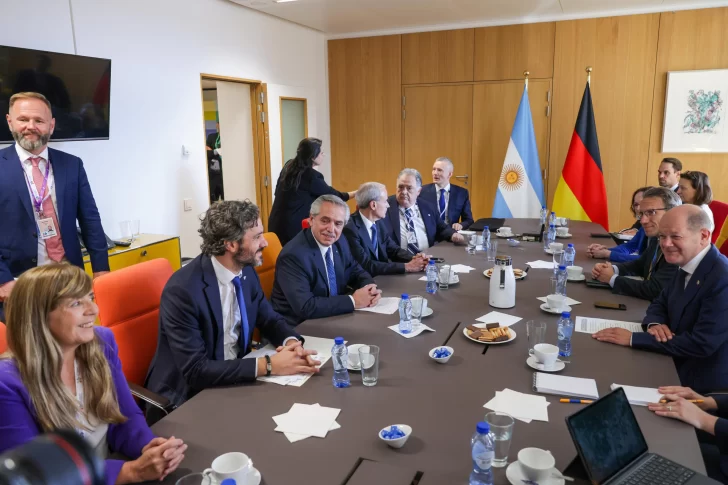 Alberto denunció que la deuda ahoga a los países de la región