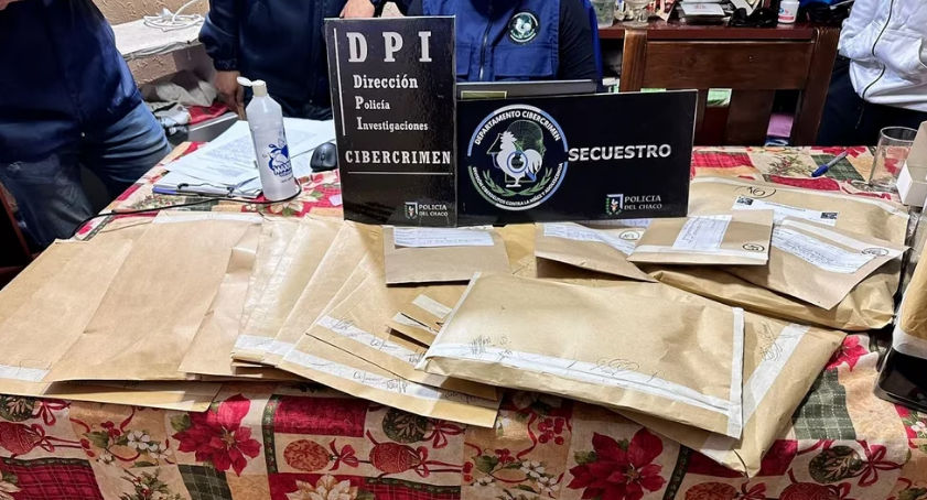 El trapero Kaleb recibirá tres años de prisión en suspenso por los choques y el intento de fuga El trapero Kaleb recibirá tres años de prisión en suspenso por los choques y el intento de fuga