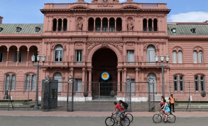 Se activó un protocolo de seguridad en Casa Rosada por una amenaza de bomba Se activó un protocolo de seguridad en Casa Rosada por una amenaza de bomba