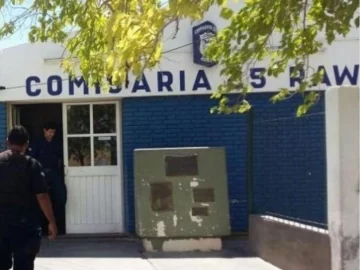 En un choque de motos en Vidart y Ortega, una persona sufrió una fractura y otra se escapó