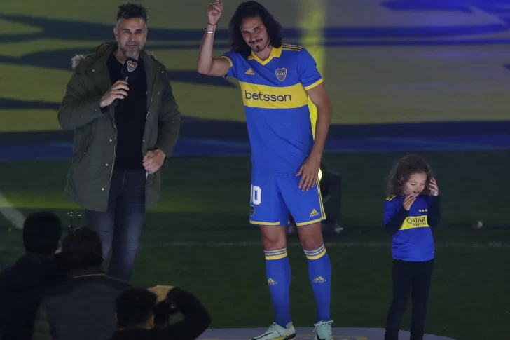 Cavani entró en la vida de Boca: “Es una responsabilidad grande”