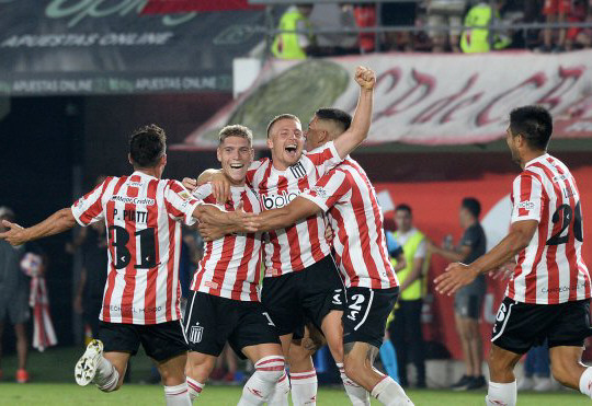 El Pincha abre la llave ante Goias