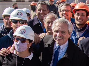 El presidente entregará casas del terremoto