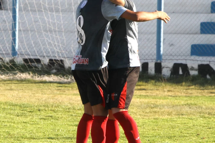 San Miguel, a puro gol