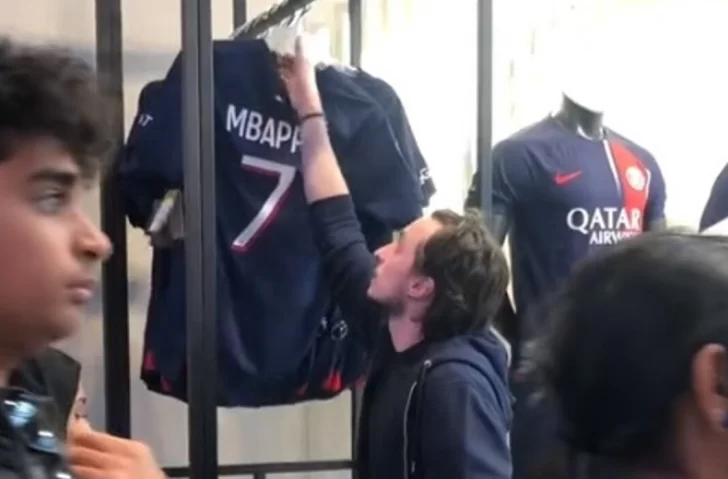 PSG borró a Mbappé