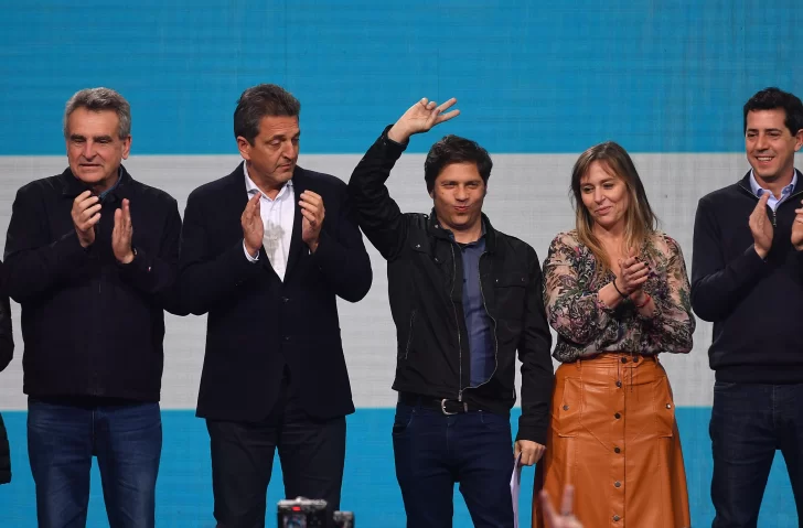 Kicillof en la punta y Píparo segunda en la primaria bonaerense Kicillof en la punta y Píparo segunda en la primaria bonaerense